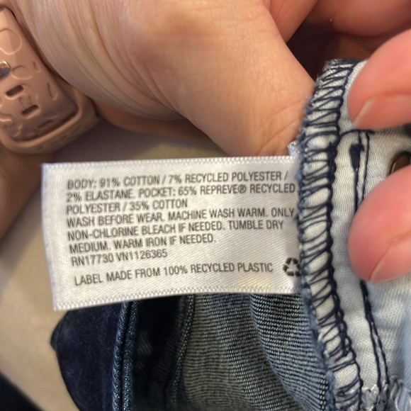 Universal Thread Denim Shorts - Picture 6 of 6